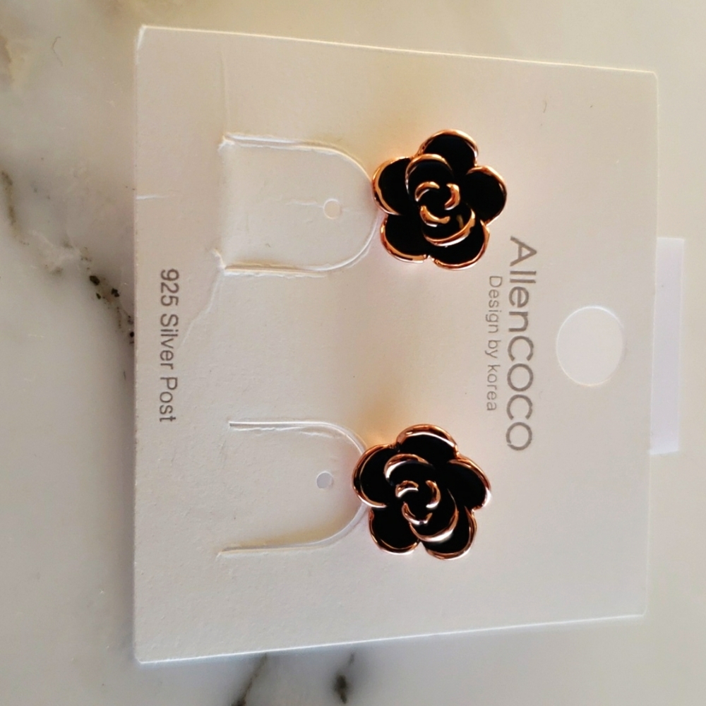 Allenco rose gold earrings